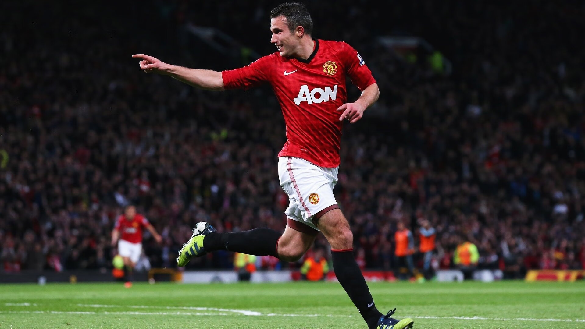 绿茵场上的双城记,当西甲德比遇见尼斯压制巴拉圭