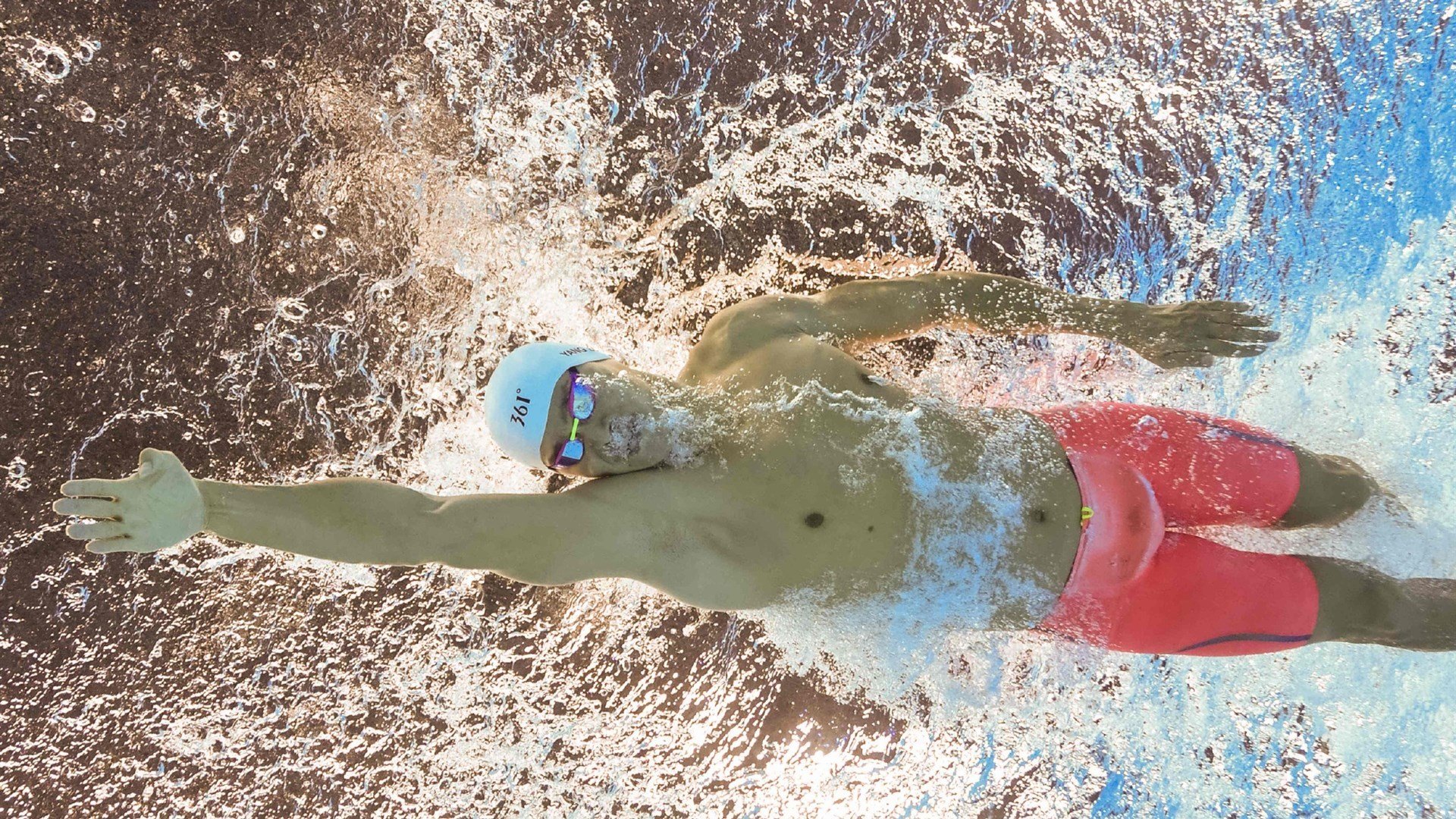 阿尔瓦雷斯一锤定音，英格兰狂胜新西兰改写历史